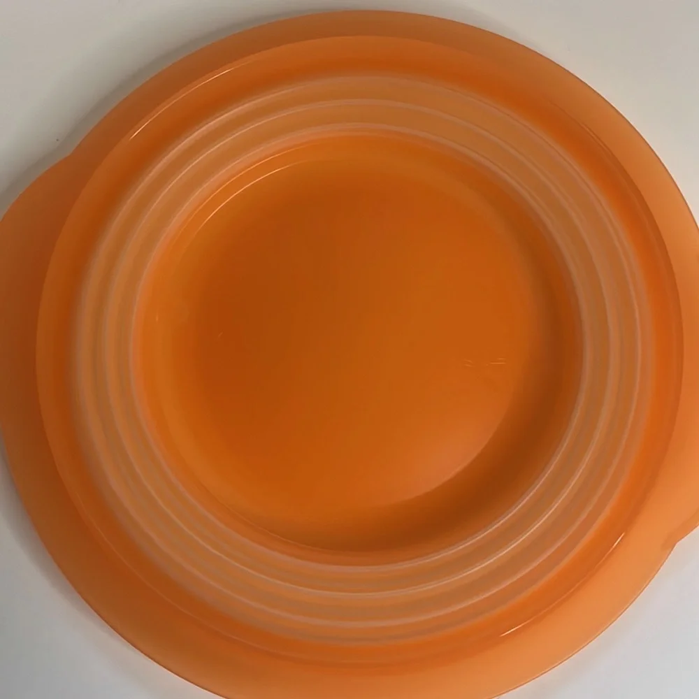Tupperware Bowl Flat Out Collapsible Food Storage Serving Orange 4 Cup NWT